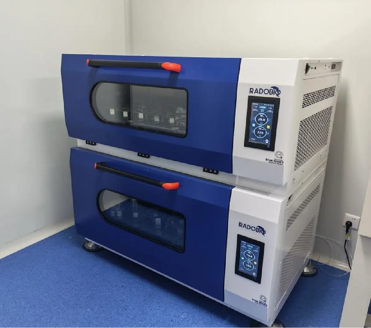 CO₂ Oscillating Incubator | Radobio All-in-One Model